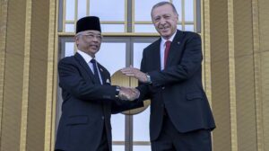 Cumhurbaşkanı Erdoğan, Malezya Kralı Sultan Abdullah Şah'ı resmi törenle karşıladı
