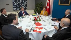 6'lı masanın adayı kim olacak? DP lideri Gültekin Uysal'ın yorumu akıllara Kılıçdaroğlu'nu getirdi